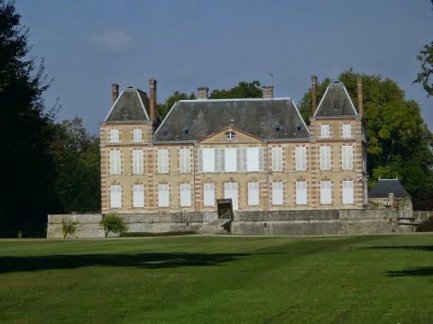 Château de La Brosse (Vrigny)