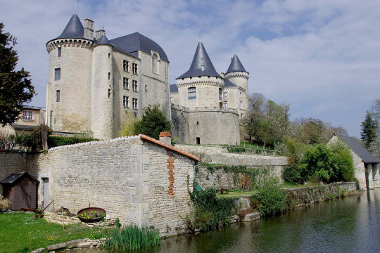 Château de Verteuil (Verteuil-sur-Charente)