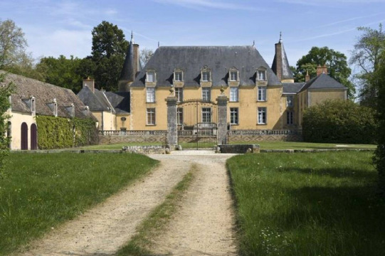 Château de Courcival (Courcival)