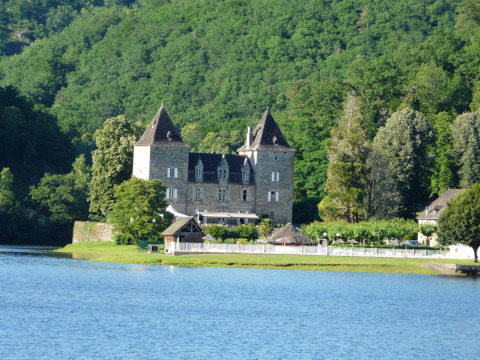 Château du Gibanel (Saint-Martial-Entraygues)