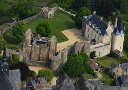 Château de Sainte-Suzanne (Sainte-Suzanne)