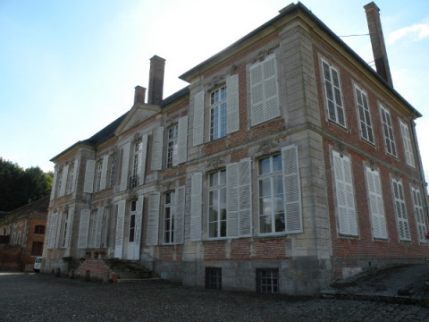 Château de Monceaux (Saint-Omer-en-Chaussée)