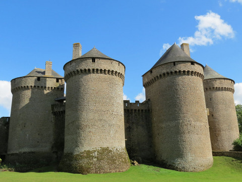 Château de Lassay (Lassay-les-Châteaux)