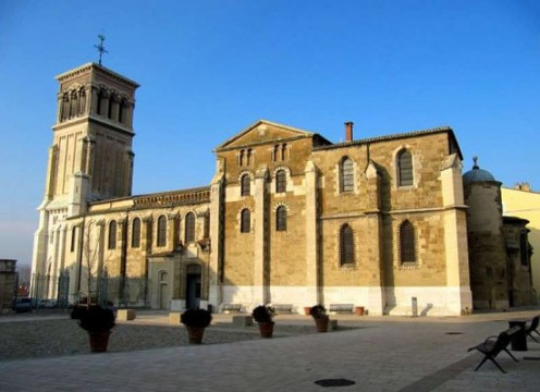 Cathédrale Saint-Apollinaire (Valence)