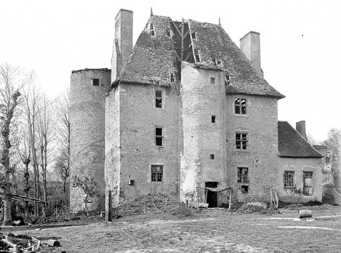 Château de Noailly (Magnet)