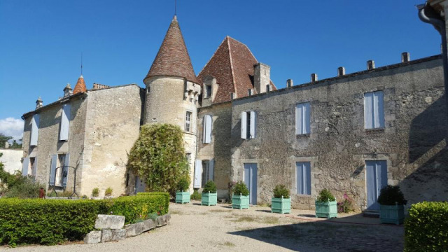Château de Lagarde (Saint-Romain-la-Virvée)