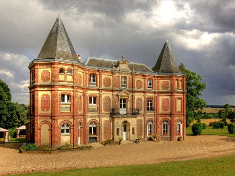 Château de Thierceville (Bazincourt-sur-Epte)