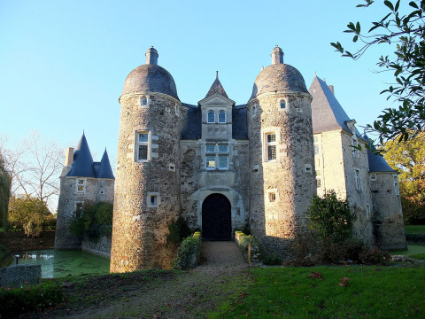 Château de L'Escoublère (Daon)
