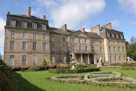 Château de Lorge (L'Hermitage-Lorge)