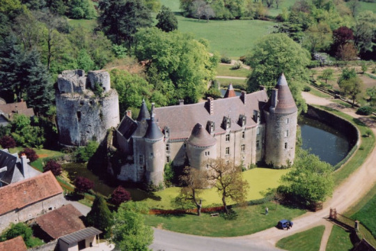 Château de Lys-Saint-Georges (Lys-Saint-Georges)