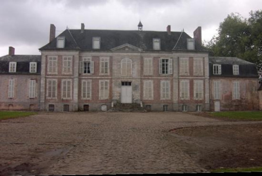 Château de Givenchy-le-Noble (Givenchy-le-Noble)