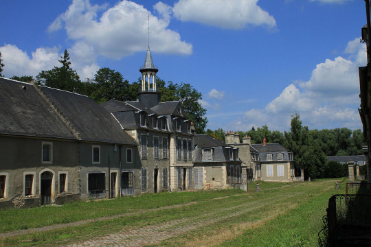Château de La Chaussade (Guérigny)