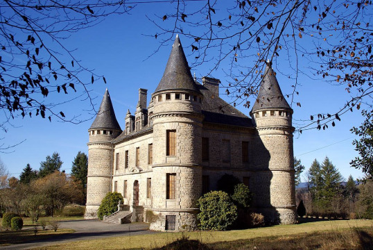 Château du Bech (Saint-Bonnet-près-Bort)