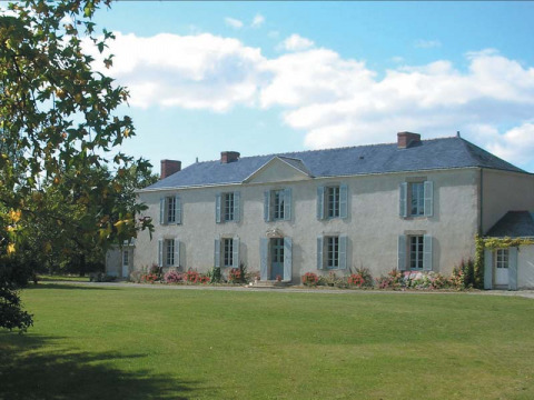 Logis de La Cantinière (Saint-Paul-Mont-Penit)