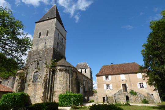 Abbaye Saint-Pierre-ès-Liens (Tourtoirac)