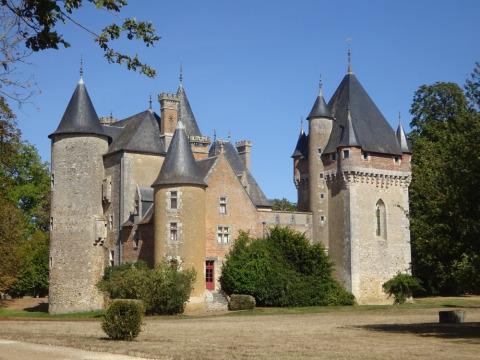 Château de l'Isle-sur-Arnon (Touchay)