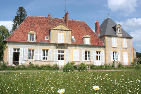 Château de Nyon (Ourouër)
