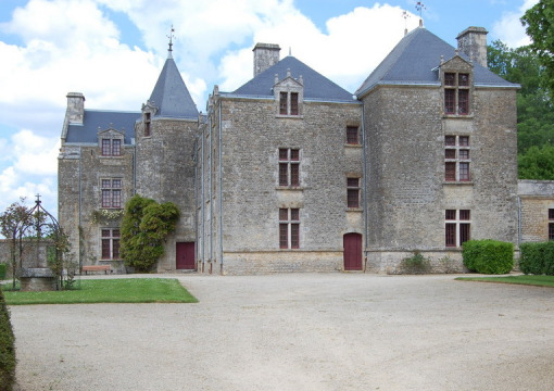 Château de Régné (Souvigné)