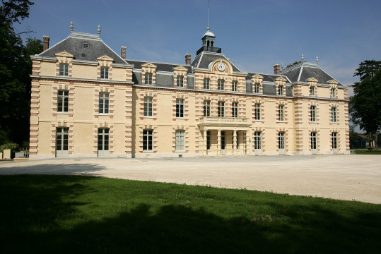 Château de La Grange (Savigny-le-Temple)