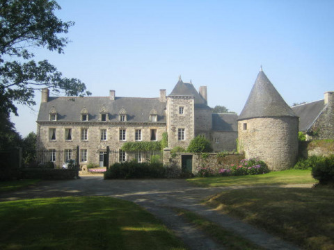 Château de Kermezen (Pommerit-Jaudy)