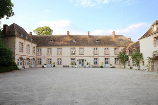Château de La Cour Senlisse (Senlisse)