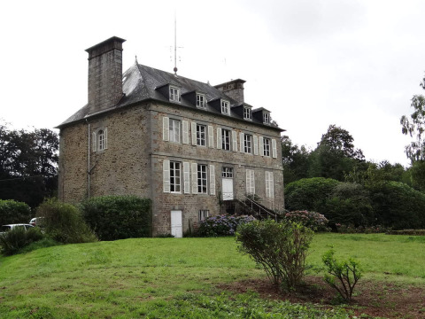 Château du Bois-Tyrel (Isigny-le-Buat)