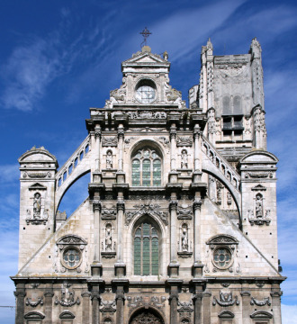Église Saint-Pierre (Auxerre)
