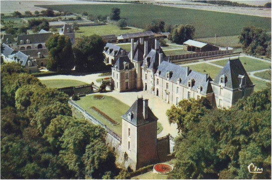 Château de Jalesne (Vernantes)