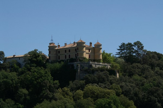 Château de Rousset (Gréoux-les-Bains)