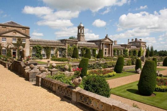 Bowood House (Calne Without)