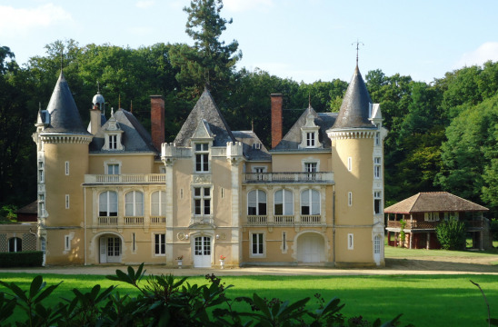 Château de Vadré (Courcelles-la-Forêt)