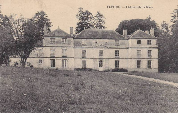 Château de La Mare (Fleuré)