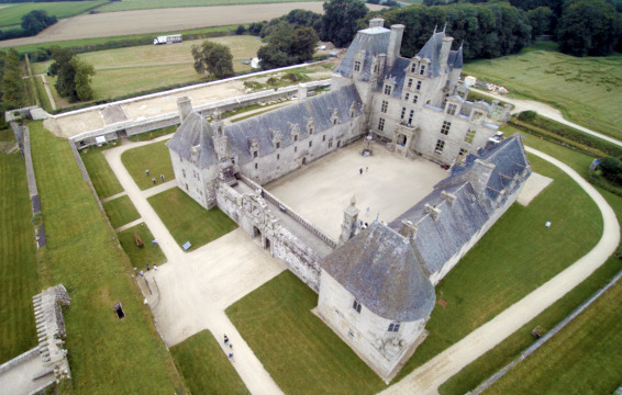 Château de Kerjean (Saint-Vougay)