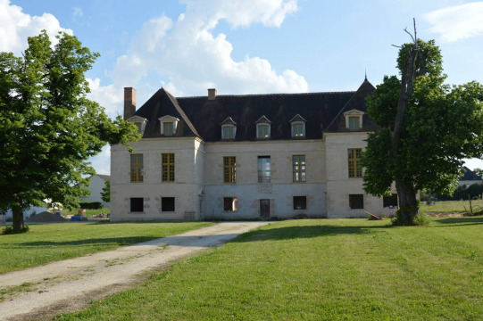 Château de Châteaufer (Bruère-Allichamps)