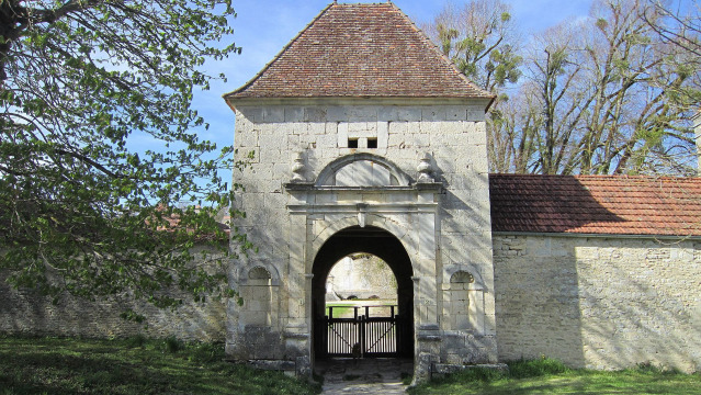 Château d'Essarois (Essarois)