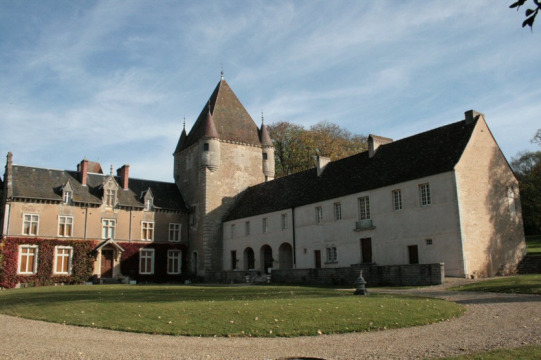 Château de Corabœuf (Ivry-en-Montagne)