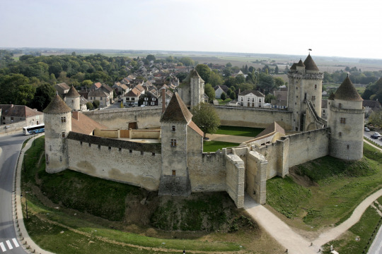 Château de Blandy-les-Tours (Blandy)