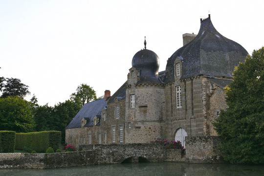 Château de Montesson (Bais)