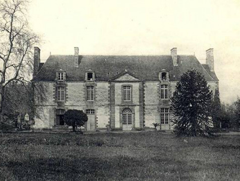 Château de La Caunelaye (Plancoët)