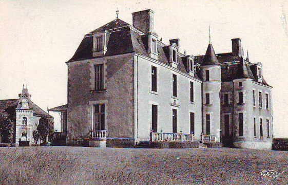 Château de La Roche-Chevreux (Prissac)