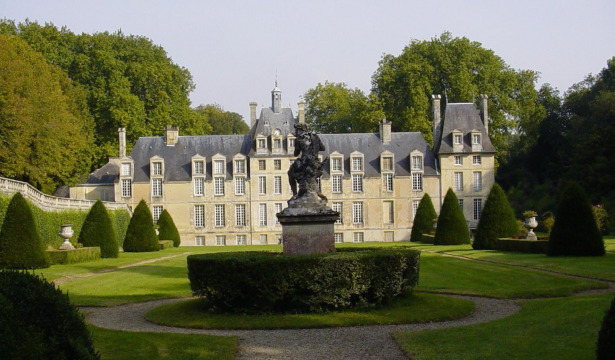Château de Manneville (Lantheuil)