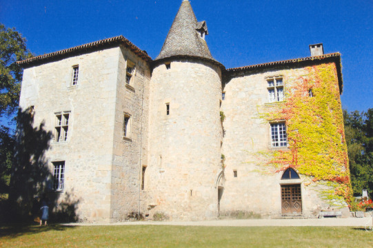 Château de Messac (Laroquebrou)