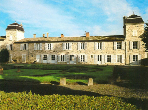 Château de Lacarelle (Saint-Étienne-des-Oullières)