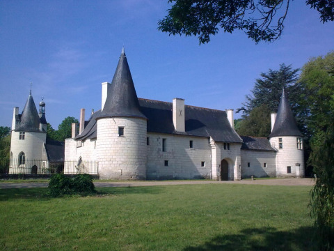 Manoir de Launay (Villebernier)