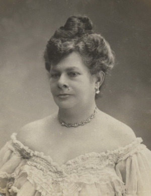 Portrait de Eulalie Wacongne (1856 - 1934)