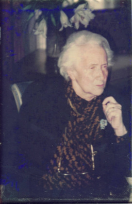 Portrait de Nelly Benâtre (1912 - 2004)