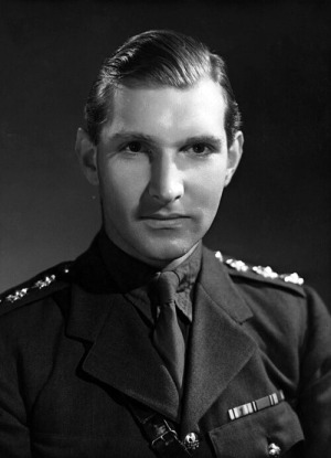 Portrait de Alexander Ramsay (1919 - 2000)