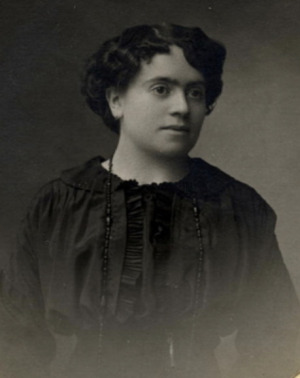Portrait de Claire-Jeanne Hugon (1881 - 1951)