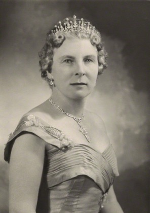 Portrait de May Cambridge (1906 - 1994)