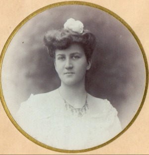 Portrait de Adèle Richet (1885 - 1929)